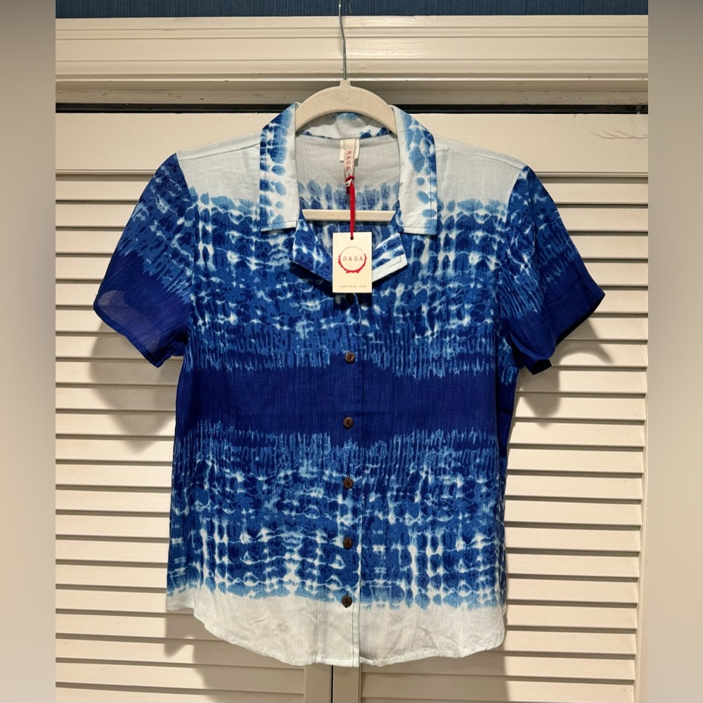 ANTHROPOLOGIE RAGA—S, Blue/White Tie Dye Button Down Shirt, Short Sleeves